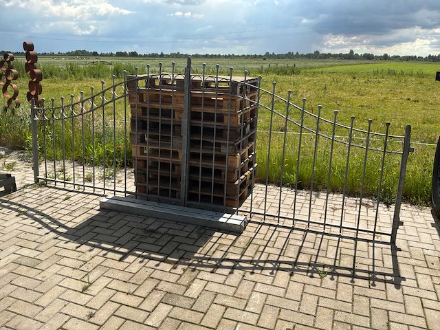 Toeganspoort - afbeelding 1 van  8