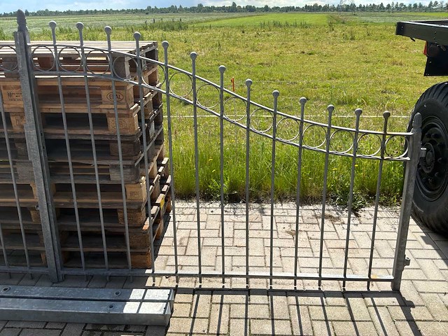 Toeganspoort - afbeelding 2 van  8