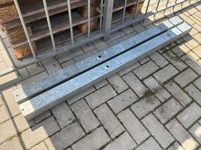 Toeganspoort - afbeelding 6 van  8