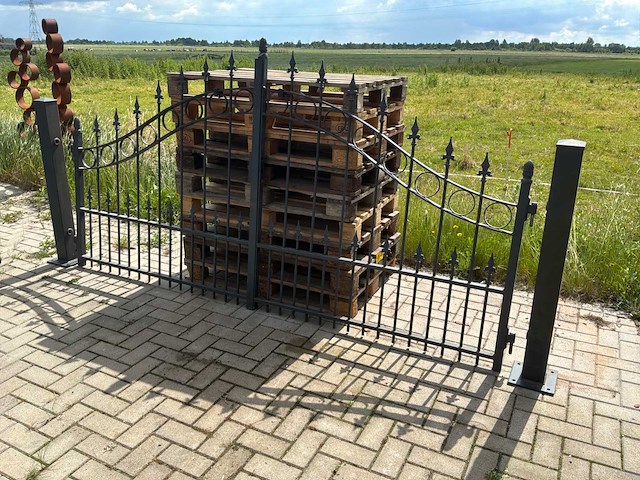 Toeganspoort - afbeelding 2 van  8