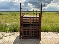 Toeganspoort - afbeelding 1 van  9