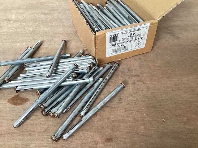 Toge kozijnplug metaal 8x112, doos 100 stuks (43x) - afbeelding 1 van  6