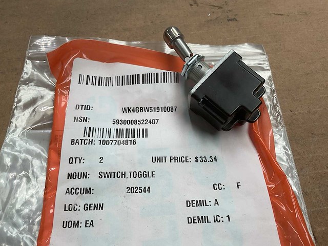 Toggle switch (2x) - afbeelding 1 van  4