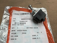 Toggle switch (2x) - afbeelding 1 van  4