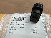 Toggle switch (7x) - afbeelding 1 van  4