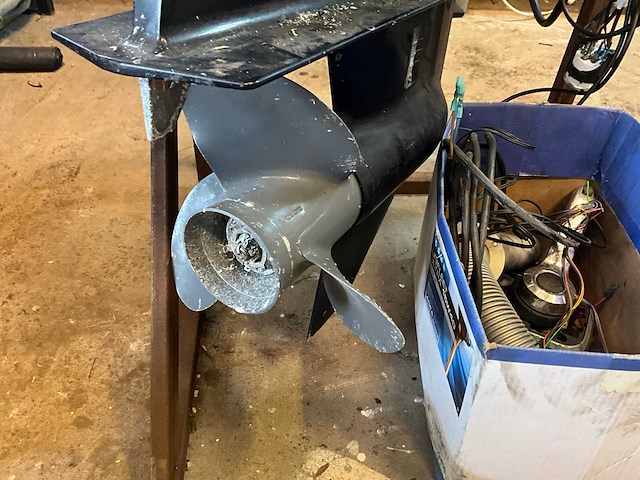 Tohatsu mfs90a buitenboordmotor - afbeelding 4 van  13