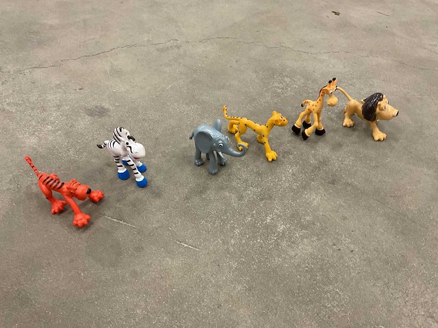 Toi-toys friendly wild animals doos á 200 stuks speelgoed dieren - afbeelding 1 van  1