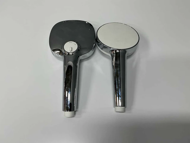 Toilet en badaccessoires - afbeelding 11 van  15
