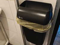 Toilet garnituur, black satino - afbeelding 3 van  5