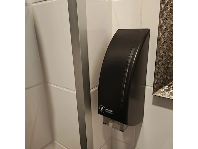 Toilet garnituur - afbeelding 3 van  7