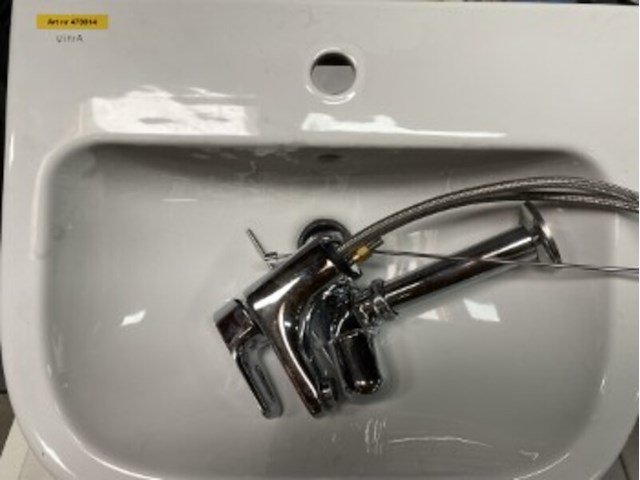 Toilet met bril, wasbak met kraan, fontein, wandplank en emmerputten vitra, abs en coba - afbeelding 6 van  10