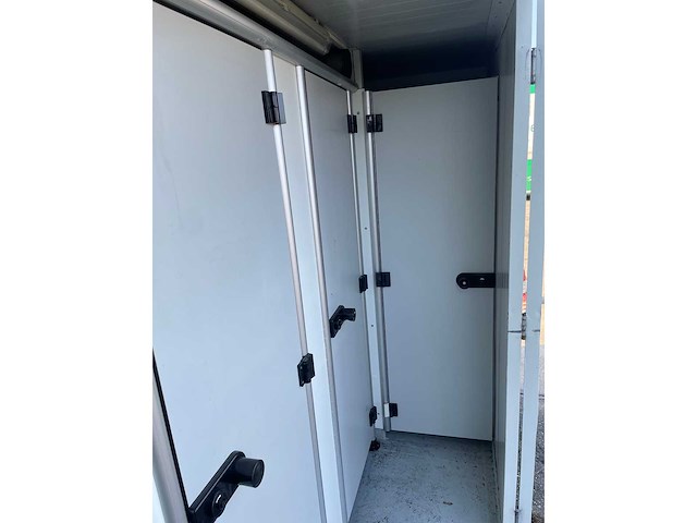 Toilet unit - 7x toilet - 1x plasgoot - afbeelding 5 van  8