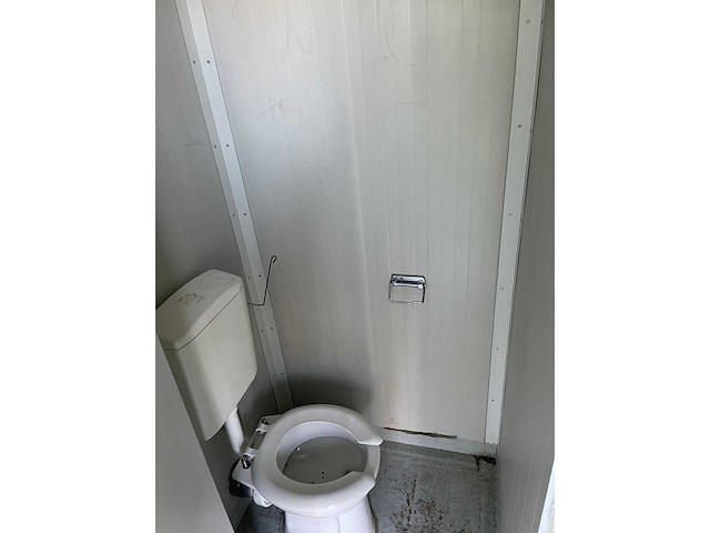 Toilet unit - 7x toilet - 1x plasgoot - afbeelding 8 van  8
