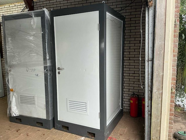 Toilet unit sanitairunit - afbeelding 1 van  9