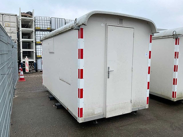 Toilet unit - afbeelding 6 van  11