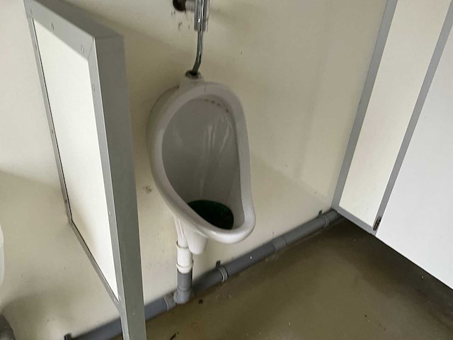 Toilet unit - afbeelding 9 van  11