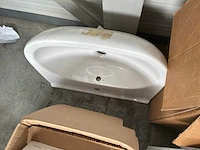 Toilet, urinoir & wastafel - afbeelding 4 van  4