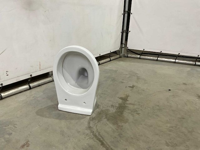 Toilet - afbeelding 2 van  5