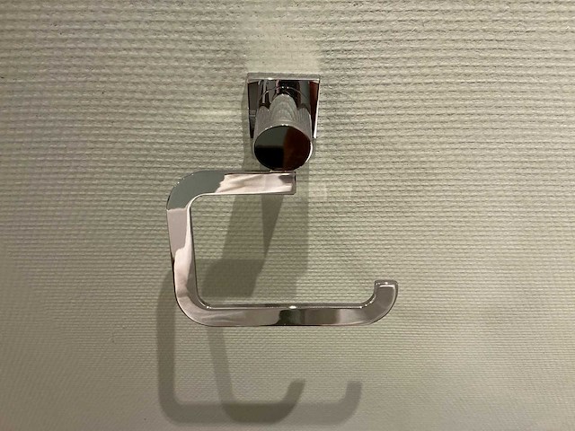 Toiletborstel en toiletrolhouder - afbeelding 2 van  5