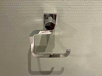 Toiletborstel en toiletrolhouder - afbeelding 2 van  5