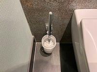 Toiletborstel en toiletrolhouder - afbeelding 3 van  5