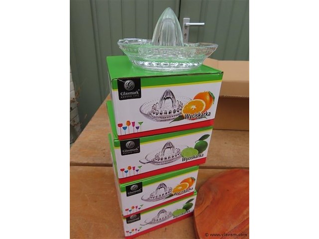 Toilethouders, dienbladen en citruspersen - afbeelding 2 van  3