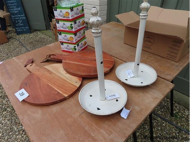 Toilethouders, dienbladen en citruspersen - afbeelding 3 van  3