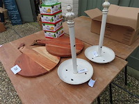 Toilethouders, dienbladen en citruspersen - afbeelding 3 van  3