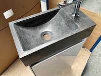 Toiletmeubel met hardsteen fontein en kraan - afbeelding 4 van  6