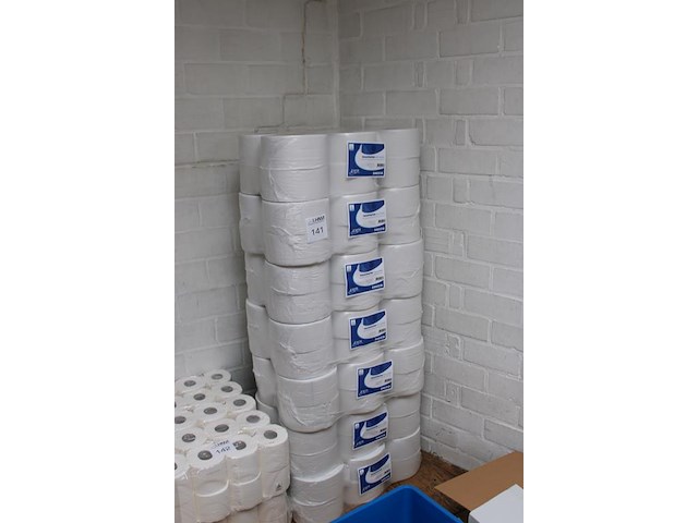 Toiletpapier euro products mini jumbo. 7 verpakkingen a 12 rollen. - afbeelding 2 van  2