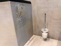 Toiletrolhouder, reserverolhouder en toiletborstel