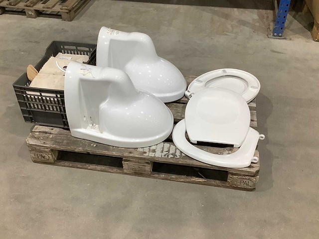 Toiletten en toebehoren - afbeelding 1 van  6