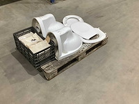 Toiletten en toebehoren - afbeelding 2 van  6
