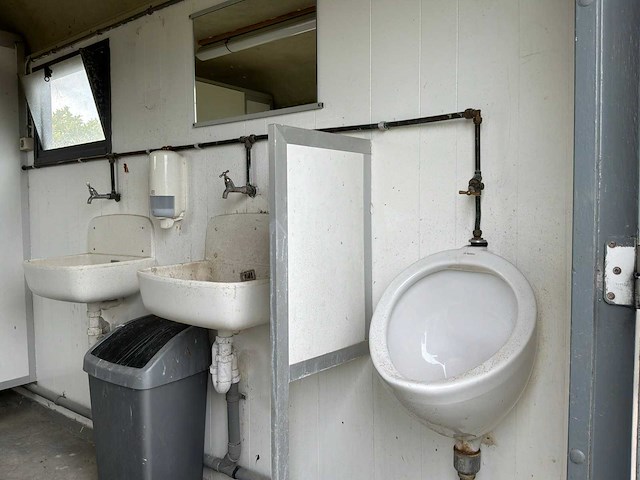Toiletwagen brouwer - afbeelding 19 van  20