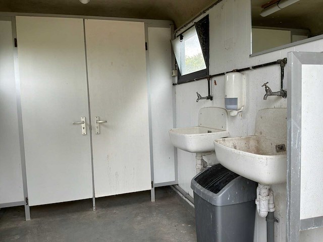 Toiletwagen brouwer - afbeelding 20 van  20