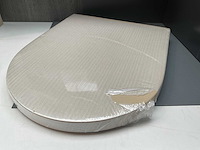Toiletzitting duroplast softclose en uitneembaar mat beige - afbeelding 2 van  3