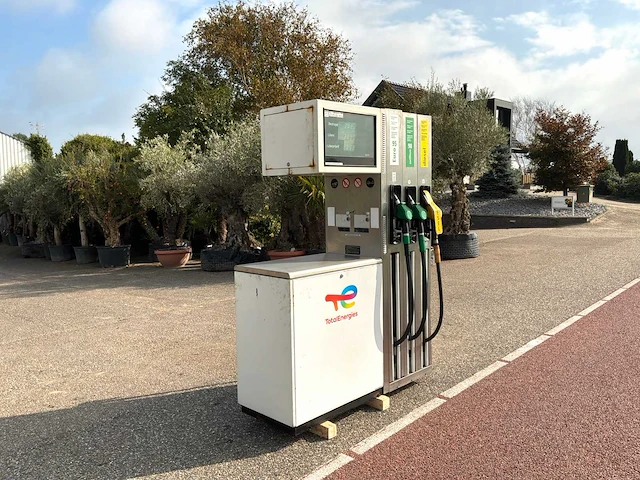 Tokheim diesel/benzine pomp - afbeelding 14 van  17