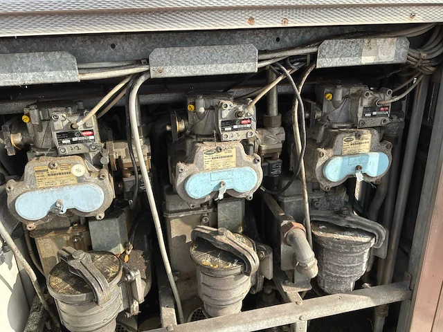 Tokheim diesel/benzine pomp - afbeelding 7 van  17