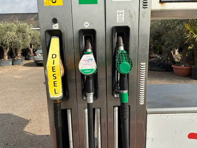 Tokheim diesel/benzine pomp - afbeelding 4 van  16
