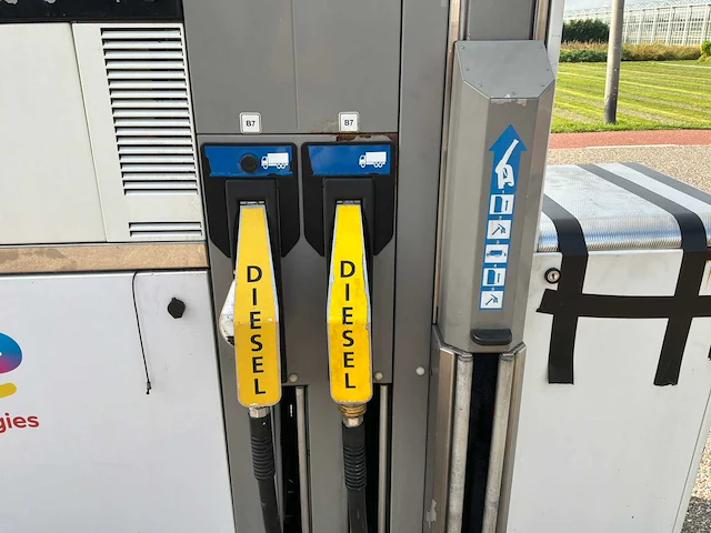 Tokheim dieselpomp met adblue - afbeelding 2 van  17