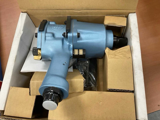 Toku mi-3800p pneumatische slagmoersleutel - afbeelding 4 van  5
