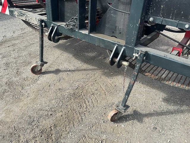 Tolmac mt 14-90 front aardappelrooier - afbeelding 6 van  17