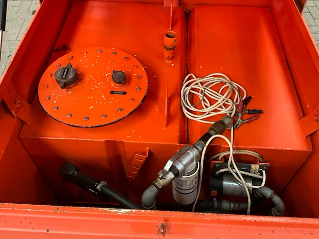 Tolsma brandstoftank - afbeelding 3 van  8