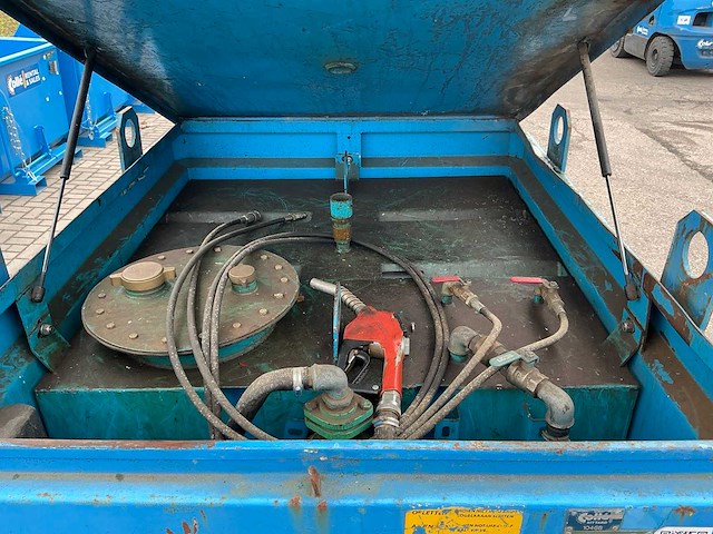 Tolsma diesel opslagtank - afbeelding 9 van  12