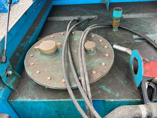 Tolsma diesel opslagtank - afbeelding 10 van  12