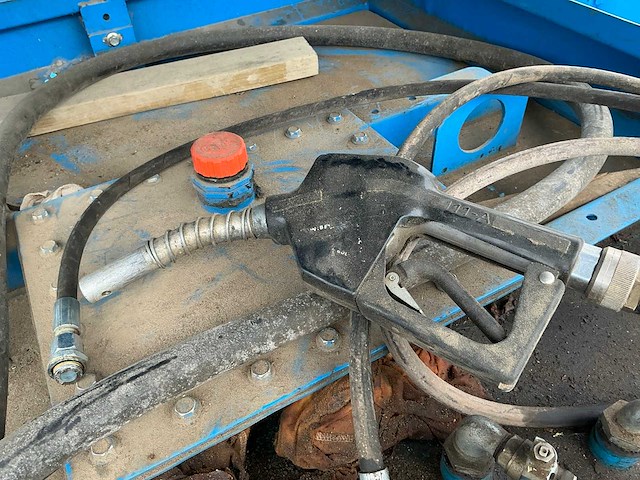 Tolsma diesel opslagtank - afbeelding 11 van  12