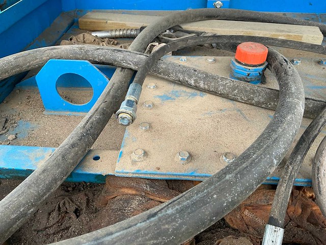 Tolsma diesel opslagtank - afbeelding 9 van  11