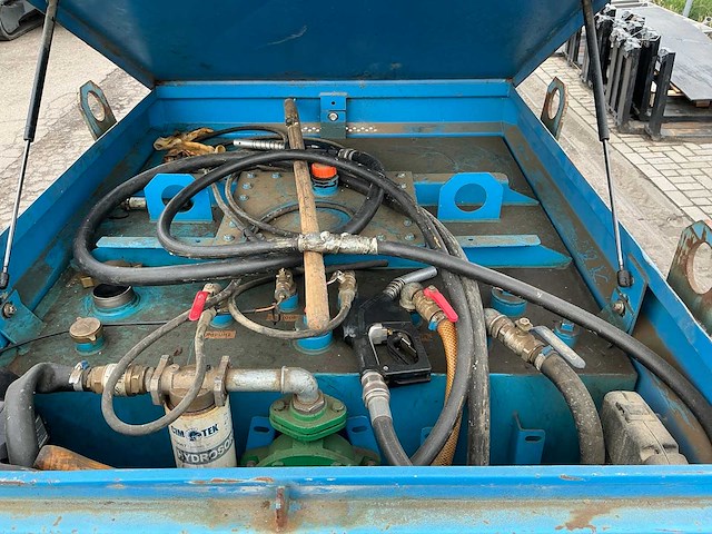 Tolsma diesel opslagtank - afbeelding 6 van  8