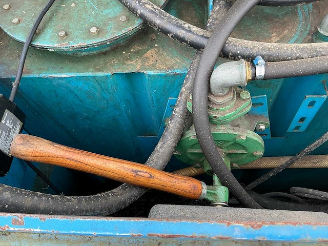 Tolsma diesel opslagtank - afbeelding 8 van  9