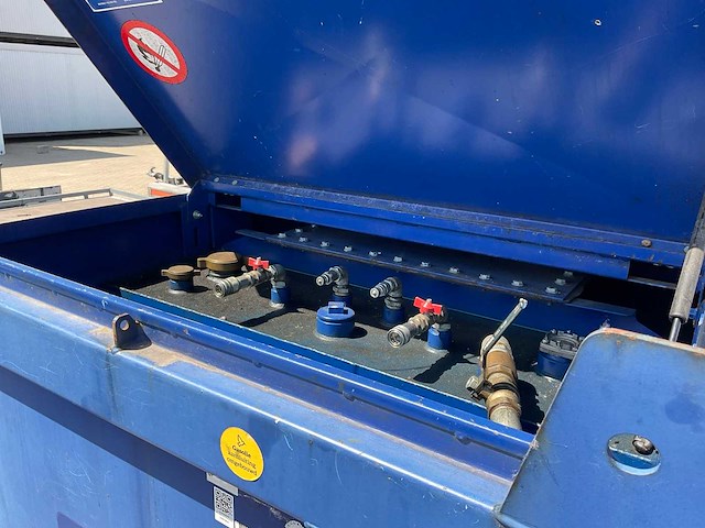 Tolsma ibc container brandstof opslagtank - afbeelding 9 van  11
